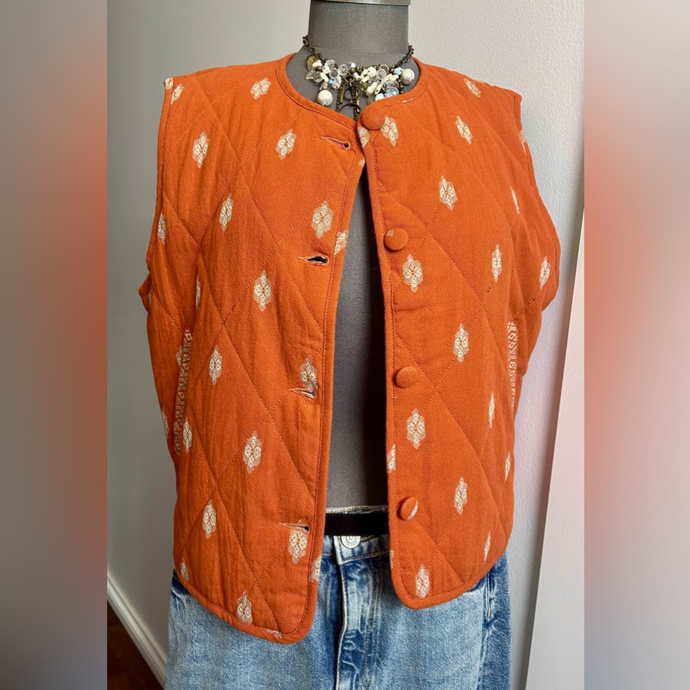 NWT Anthropologie Quilted Lined Vest Terracotta with Navaho Boho Pattern